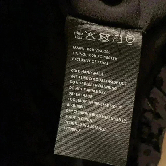 Bardot women’s long sleeves jumper. - Picture 5 of 5